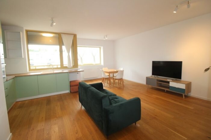 Aviatiei Park Faza 1, inchiriere apartament 2 camere, parcare, balcon.